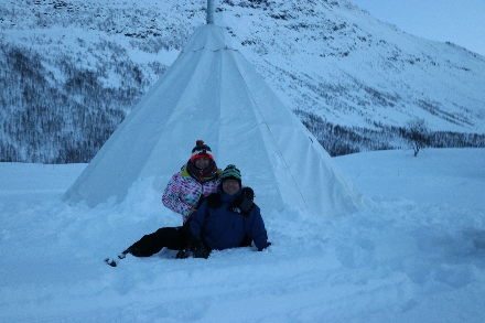 Noorwegen Lyngenfjord Winteravontuur sneeuwscooter