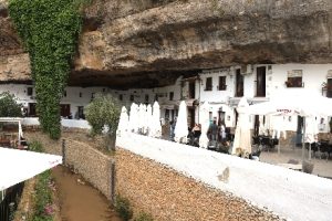 Setenil de las Bodegas Spanje