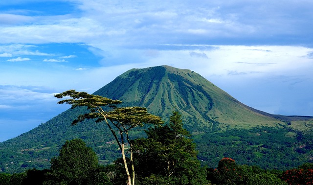 Lokon Indonesië