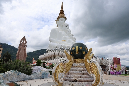 Wat Phra That Pha Son Kaew Buddha Tempel Thailand