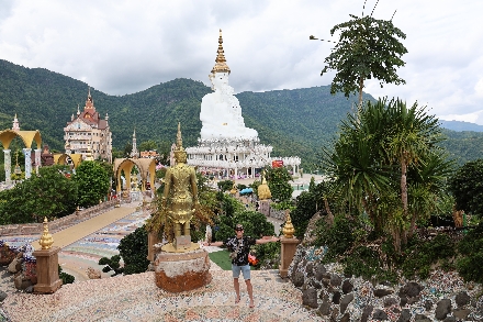 Wat Phra That Pha Son Kaew Buddha Tempel Thailand