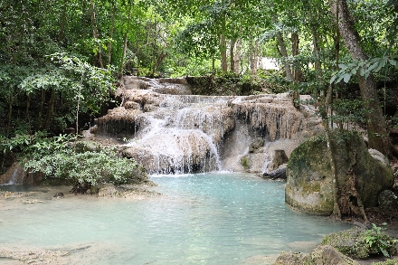 Erawan falls Thailand rondreis roadtrip waterval